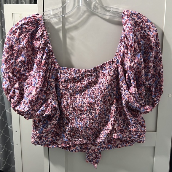 Woman dressy crop top - Picture 3 of 4